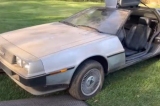     DeLorean DMC-12   